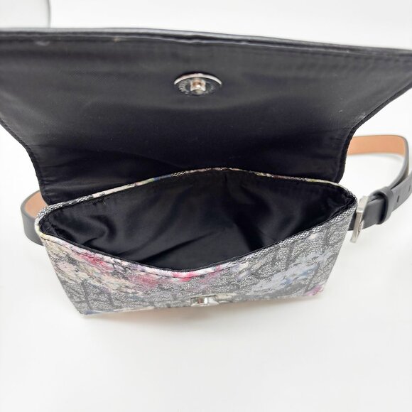 Calvin Klein belt bag - Picture 4 of 10